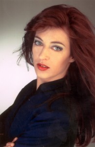20140201055834Laura_Stoica-wikipedia.org_.jpg