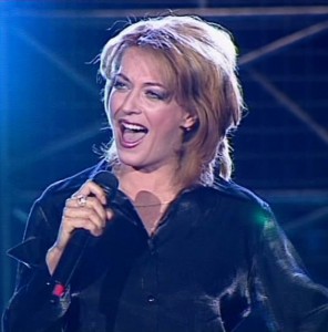 Laura_Stoica_image_02 (wikipedia.org)
