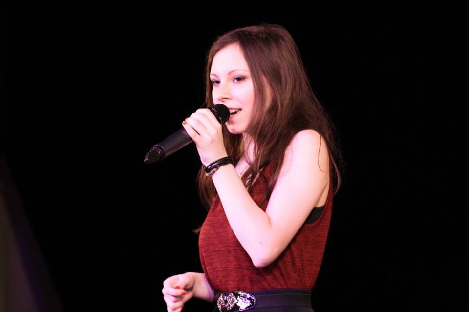 Foto Andreea Dobrotă pe scena Festivalului HERMANNSTADTFEST 2016 (foto Hermannstadtfest by TakeaSmile.ro)