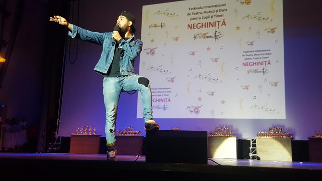 Alex Florea în recital la Festiv. Neghiniţă 2017 (foto by Bogdan Dragomir)