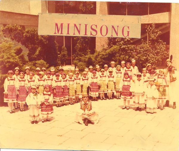 poza-minisong-1983-600